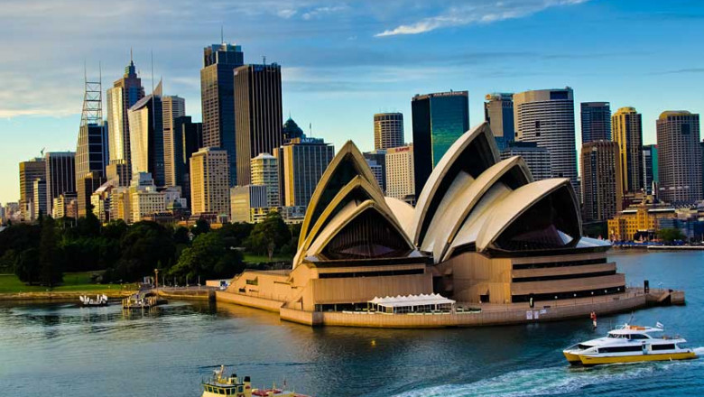 Work with a Registered Migration Agent in Sydney
