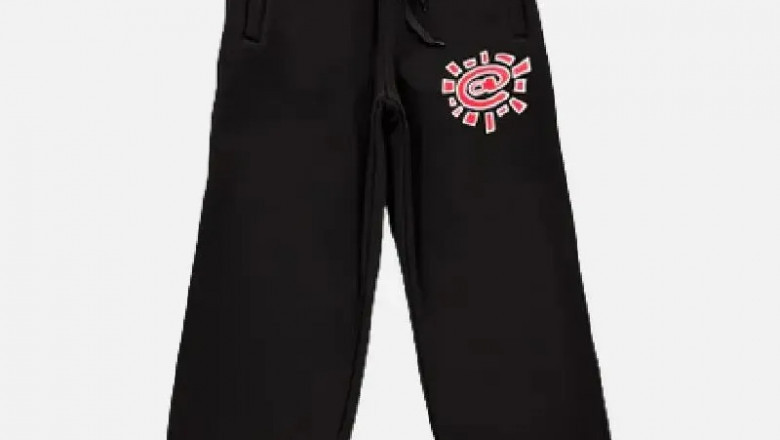 "Adwysd Jogger: Redefining Streetwear Comfort in 2025"