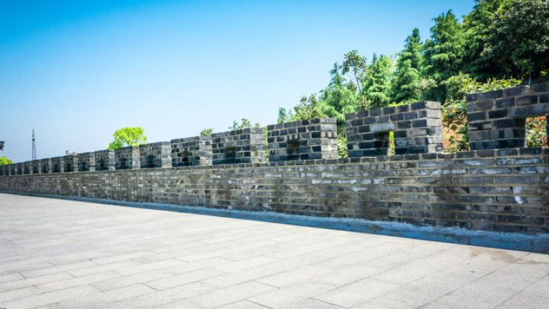 Why Natural Stone is Perfect for Old-World Inspired Landscapes