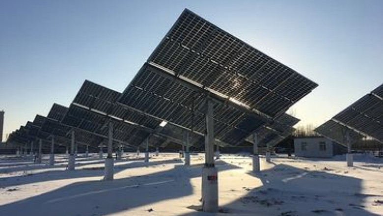Efficient Solar Tracking: Harnessing Sunlight with Our DIY Tracker