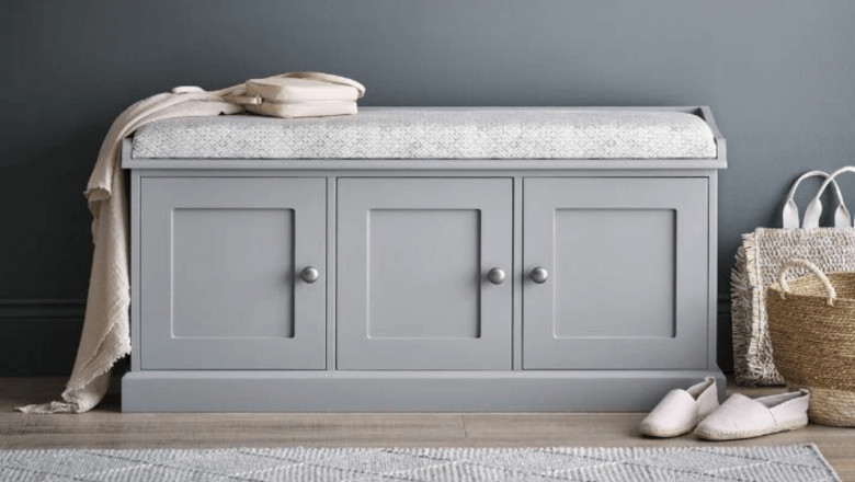 Benefits of Having a Storage Bench in Your Home