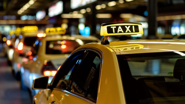 Explore Dehradun Your Way: The Freedom of Self-Driven Cars