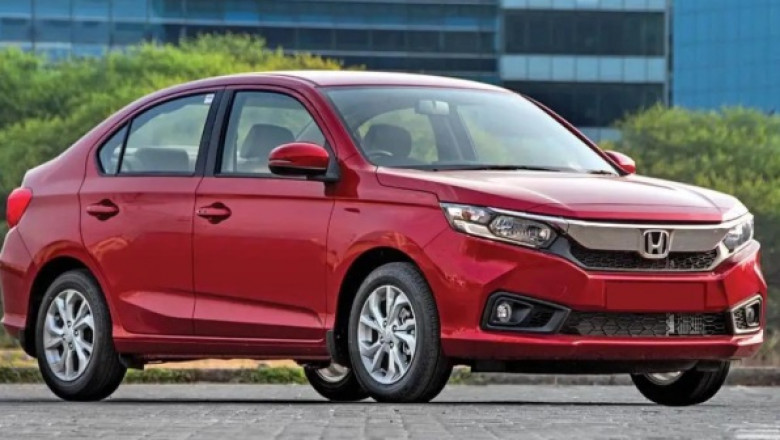 Explore Freedom with Self Driven Car in Dehradun – Ride on Wheels