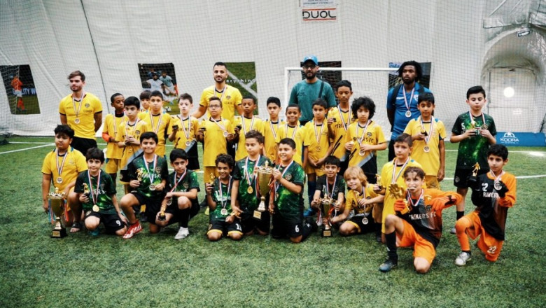 fc strikers football academy ﻿