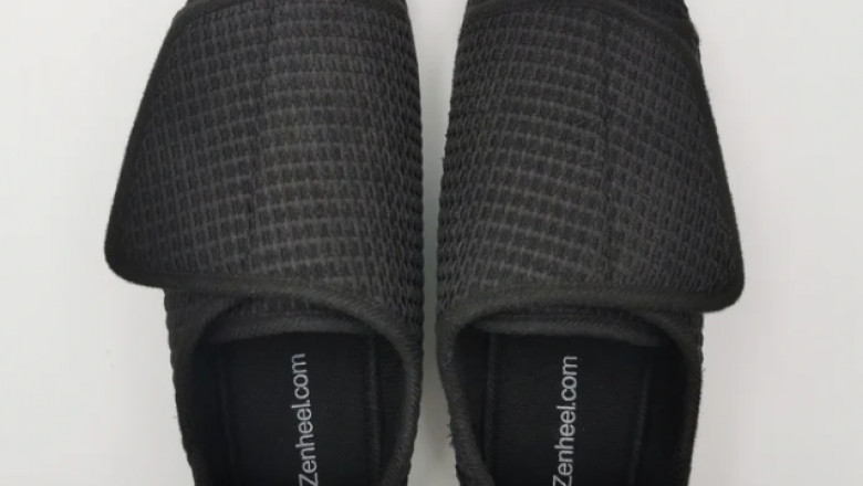 Extra wide slippers for ladies