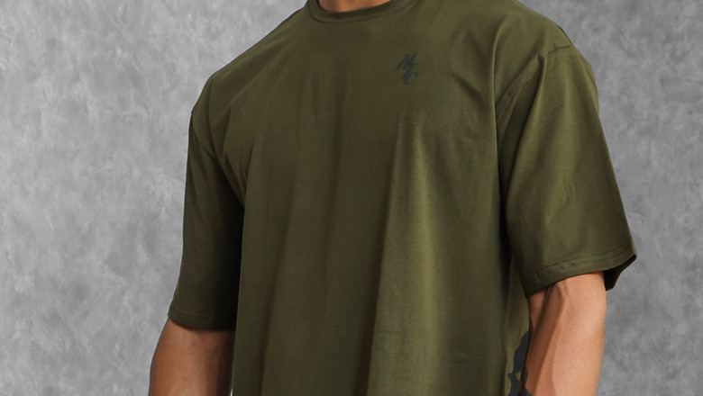 Oversized Gym T Shirt: Comfort Meets Confidence in Every Rep