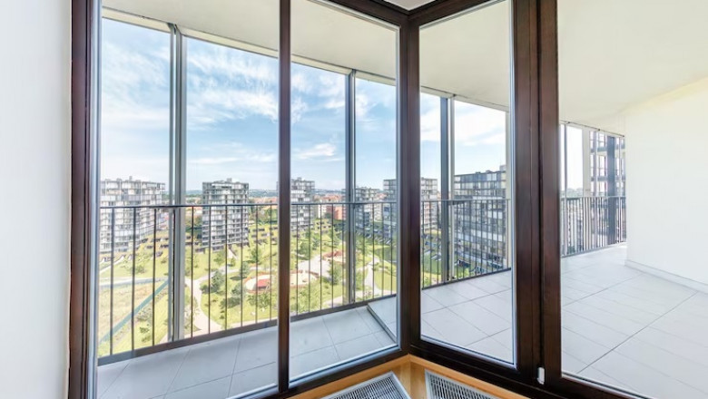 How to Choose the Best Aluminium Sliding Windows for Your Balcony