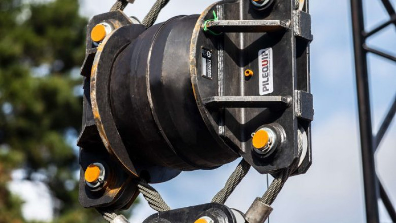 Exploring the Latest Innovations in Vibration Dampers for Pile Driving Equipment