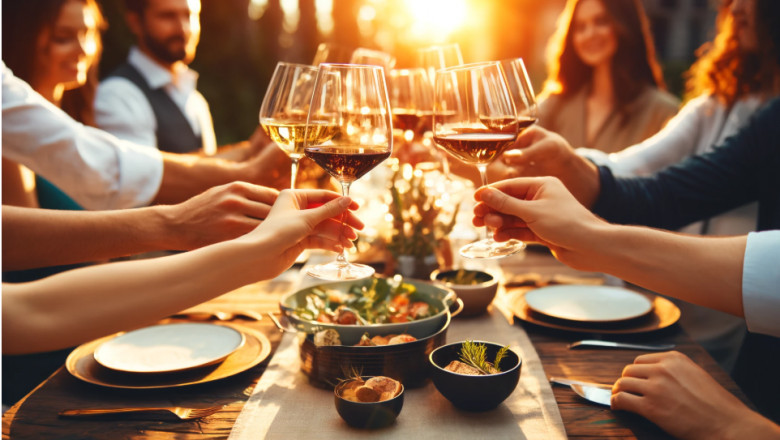 Exploring the Meaning Behind Communal Eating Traditions