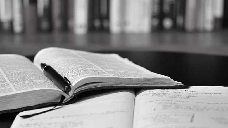 What Kinds of Book Writing Services Are Available?