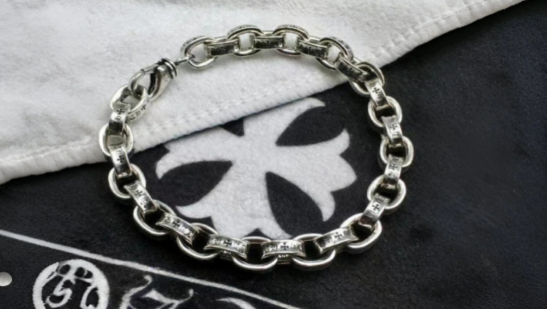 Chrome Hearts Bracelet A Symbol of Luxury and Individuality