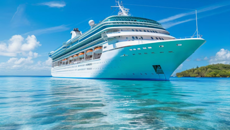 Ring in the Magic: Why a New Year Cruise in Dubai Is the Celebration You Deserve
