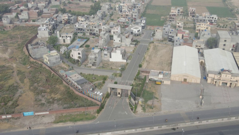 5 Marla Commercial Plots for Sale in Lahore – Premium Locations, Business Potential & ROI in 2025