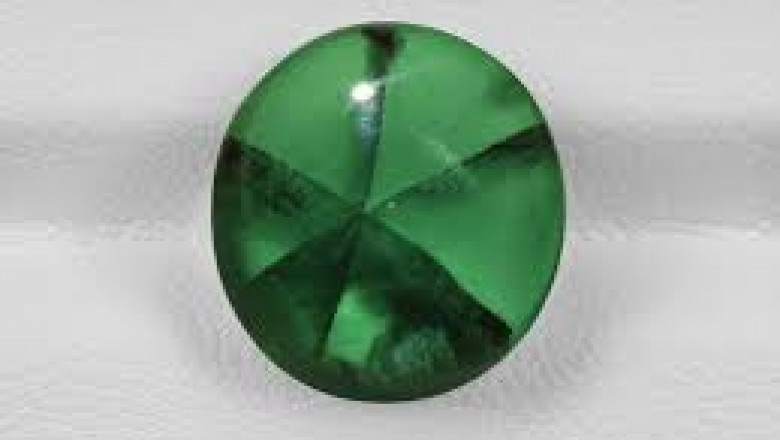 1 Carat Trapiche Emerald Stone: A Rare Gem of Natural Beauty