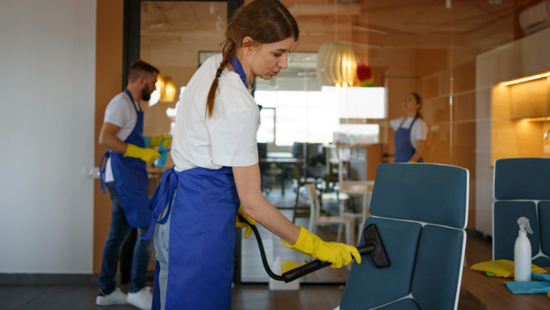How Commercial Cleaning Services in Stafford Improve Offices