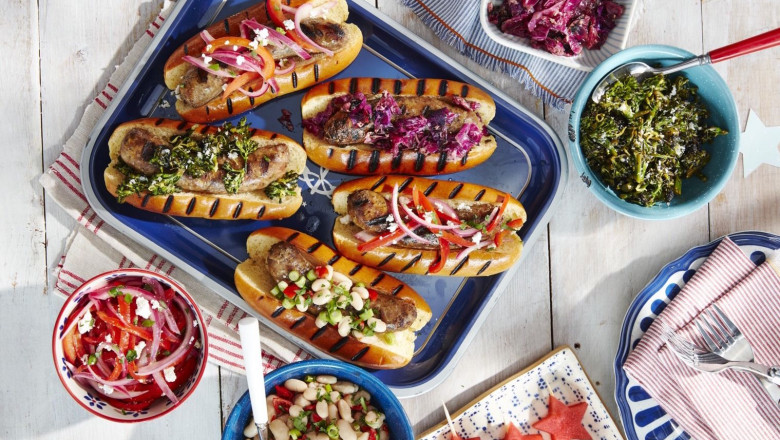 How to Cook for a Large Group Without Stress: A Backyard BBQ Survival Guide!