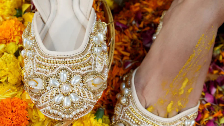 Walk in Style: A Complete Guide to Women’s Footwear