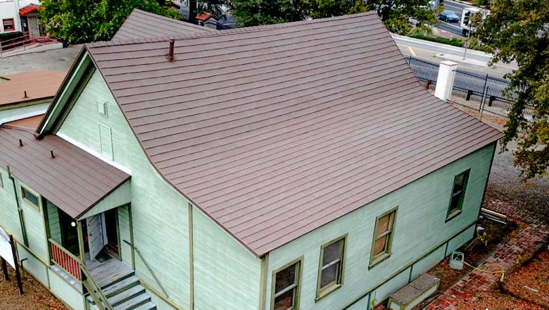 Metal Roofing: A Smart, Stylish, and Sustainable Choice for Santa Clarita Homes
