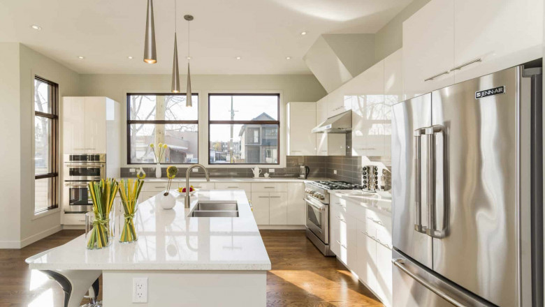 2025 McMansion Kitchens in Sugar Land &amp; Katy: How to Transform Wasted Space into Functional Luxury