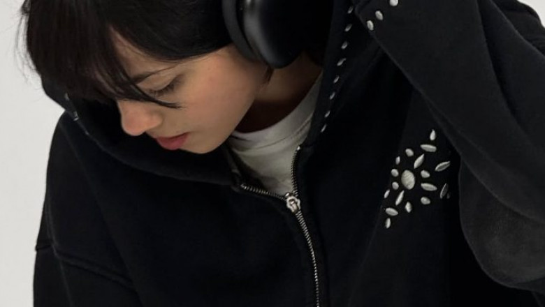 Rhude Clothing: Streetwear Redefined with the Iconic Rhude Hoodie