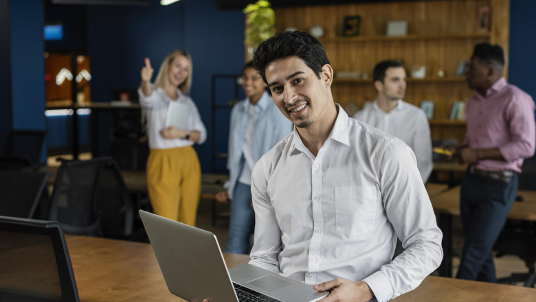 Why Modern Entrepreneurs Must Understand Digital Marketing to Succeed