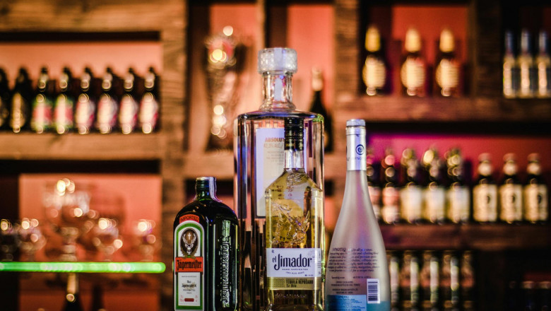 5 Cocktail Bars in Jaipur That Serve Unique Drinks