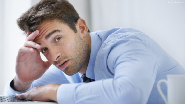 Exhausted and Numb? Understanding Depression vs Burnout in Daily Life