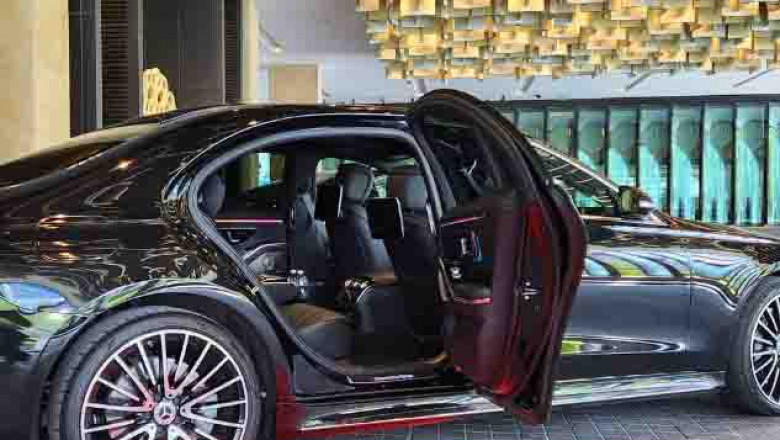 How Signature Chauffeurs Ensures Punctuality and Professionalism
