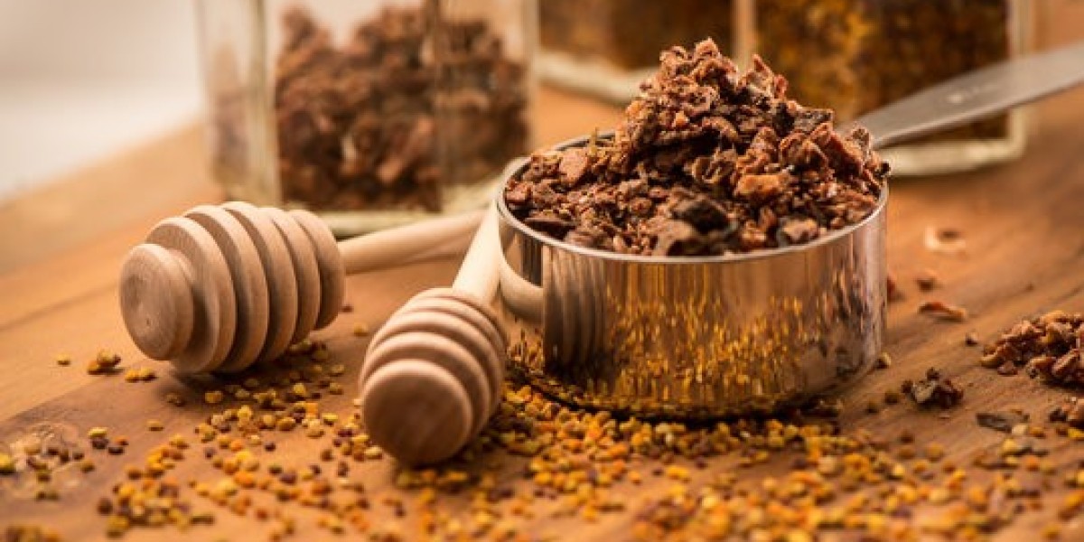 The Natural Antibiotic and Healing Properties of Propolis