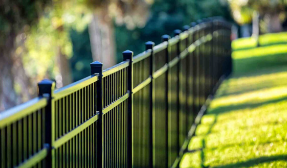 Essential Tips for Hiring a Reliable Fence Builder: What to Look For