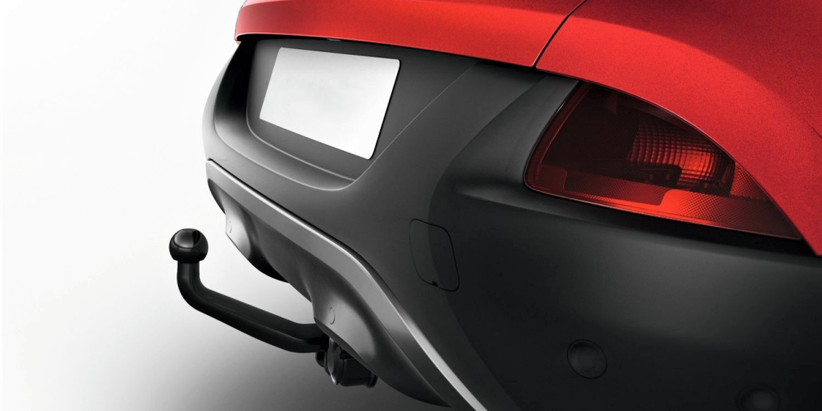 What Are the Benefits of a Detachable Towbar?