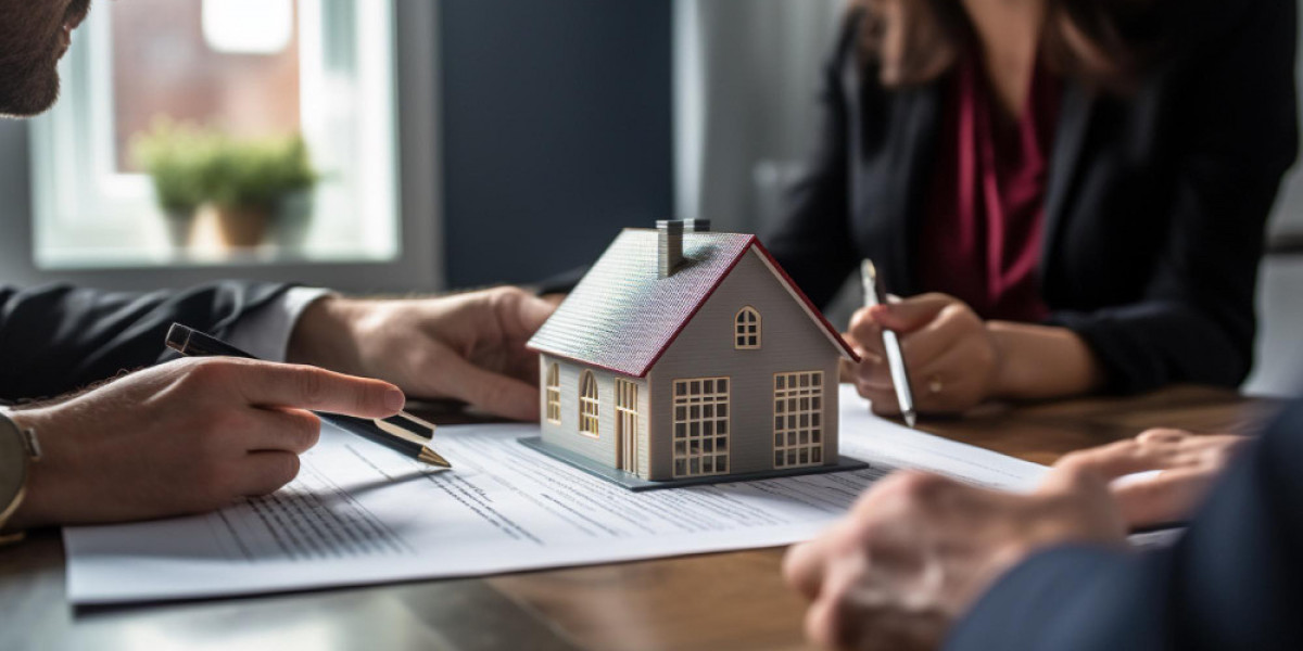 The Importance of a Real Estate Lawyer in Property Transactions