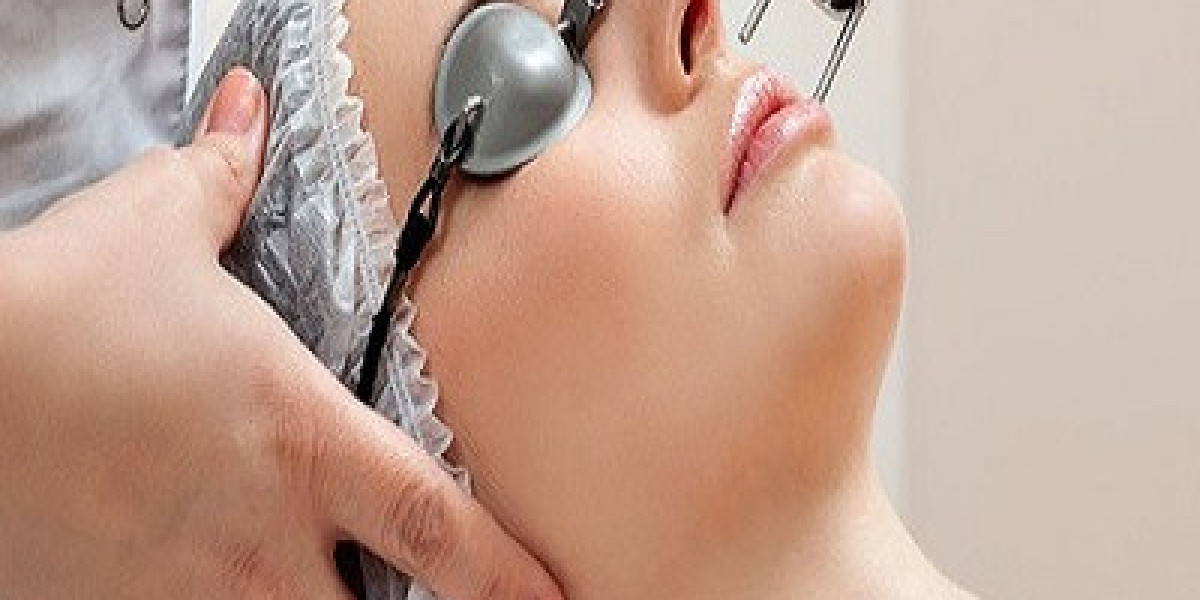 Is there an age limit for PICO Laser sessions?