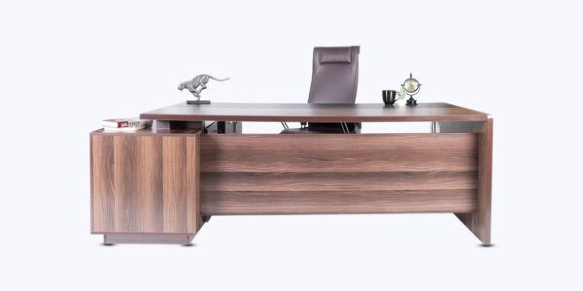 When Is the Right Time to Buy an Office Table in Karachi?