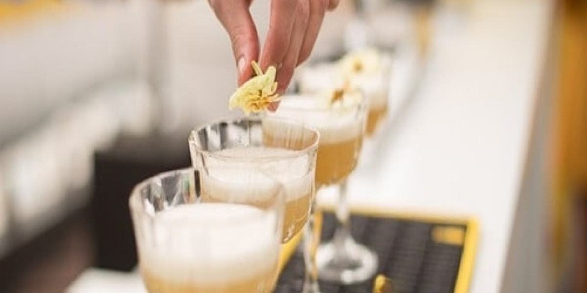 Elevating Private Events with Expert Bartenders: Private Bartending Services in Oakland