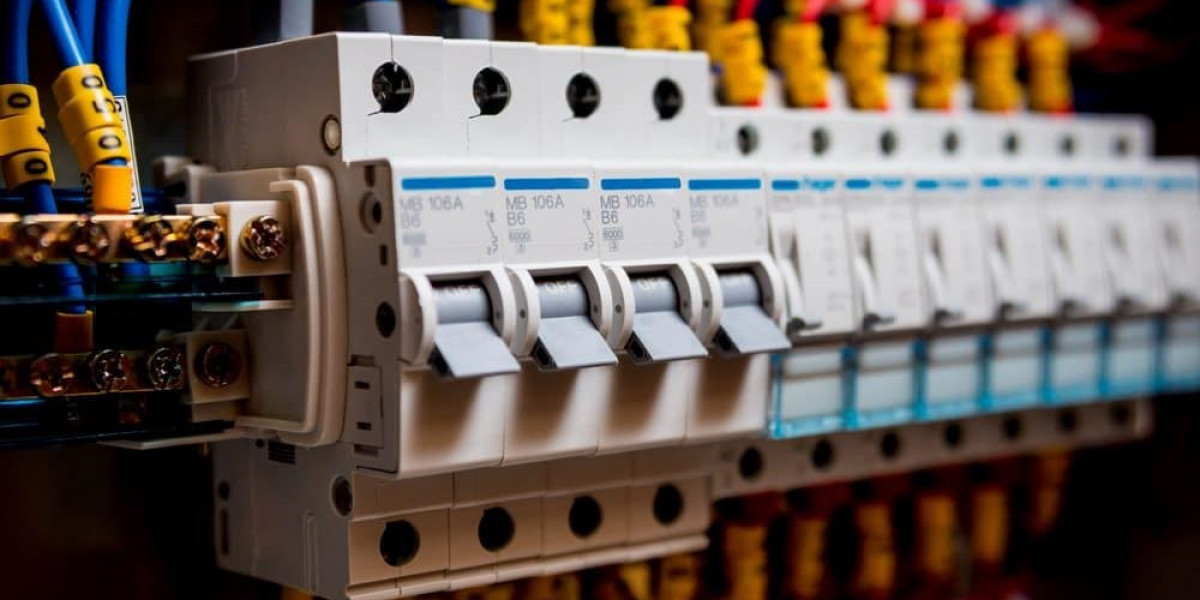 A Step-by-Step Guide for Electricians to Install Modern Switchboard