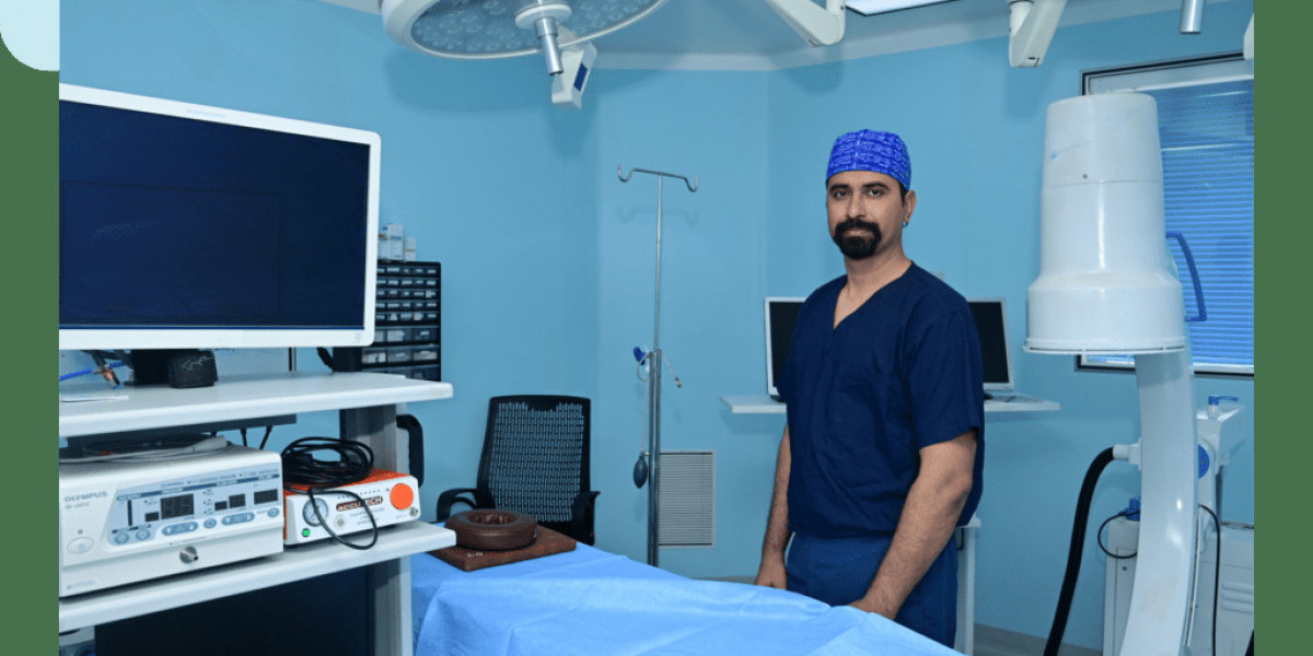 The best urologist in Bengaluru combines years of expertise with innovation in robotic urology care.