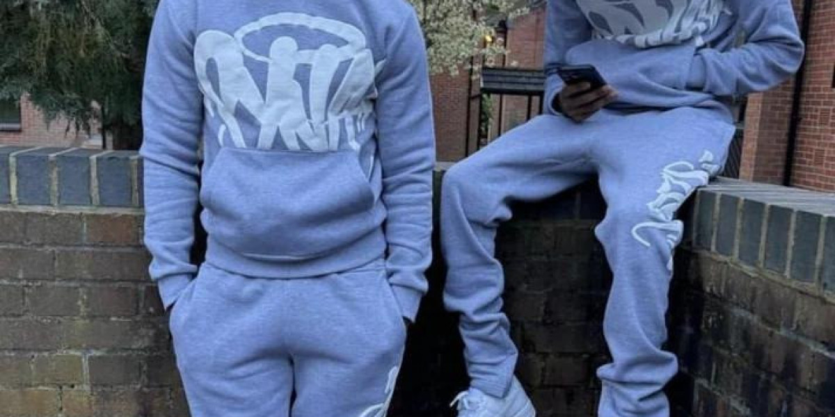 How to Choose the Right Syna World Hoodie for Cold Weather