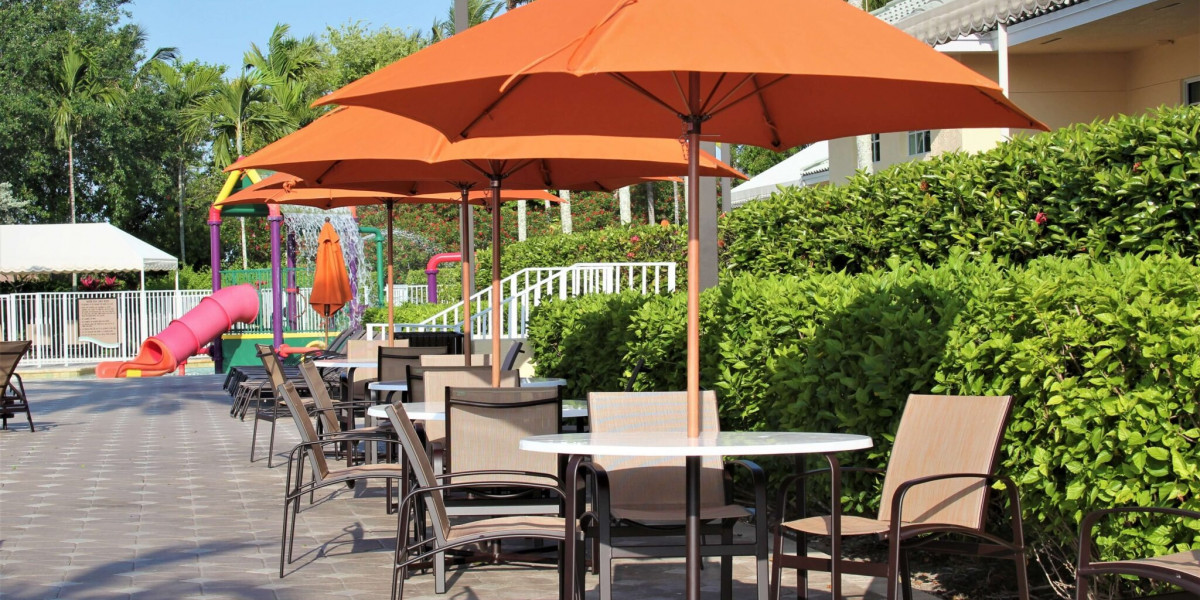 Reinforced with Fiberglass, Not Steel: Why Are Commercial-Grade Outdoor Umbrellas Built to Last?
