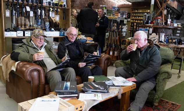 A Gun Shop Near Me: Field and Falcon’s Shooting Range Experience – Welcome to Fieldandfalcon.co.uk
