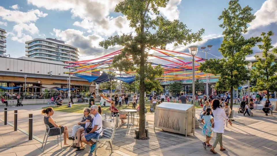 How Open-Air Shopping Malls Enhance the Customer Experience | Buzzy